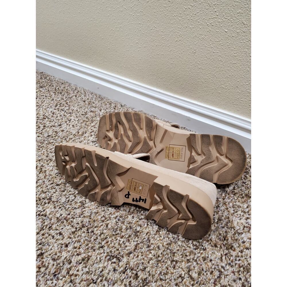 Dolce Vita Suede Lug Sole Loafers Size 9.5 Beige Tan Chunky Platform Shoes - Picture 7 of 7